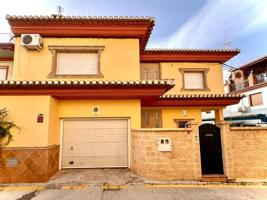Bungalow en venta en Ogíjares, Plaza alta photo 0