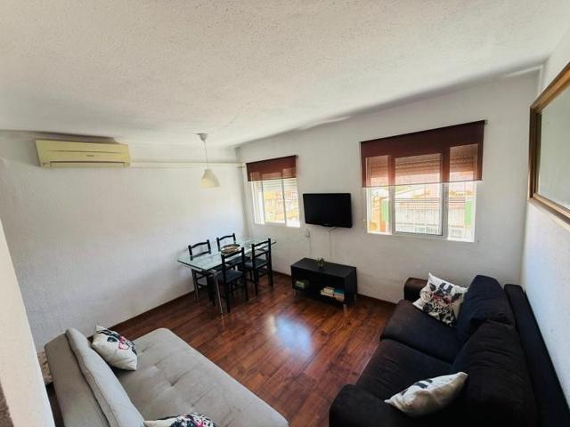 Piso en alquiler en Málaga, El Molinillo - Capuchinos photo 0