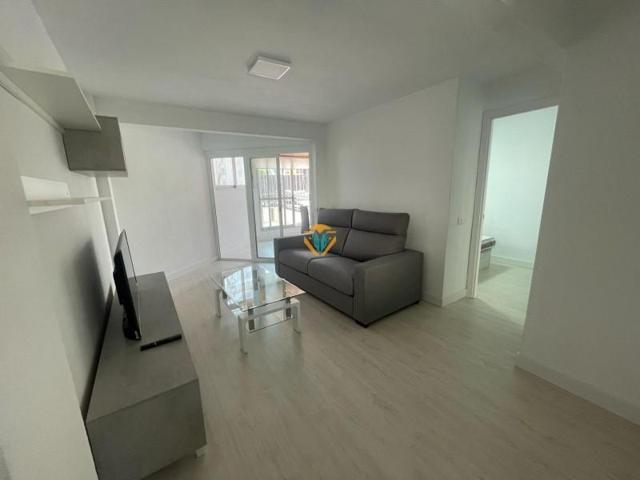 Apartamento en venta en Benidorm, Levante photo 0