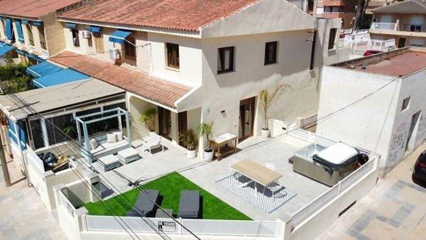 Adosada en venta en Santiago de la Ribera photo 0