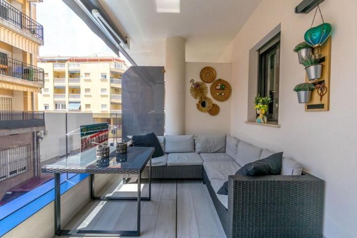 Apartamento en venta en Torrevieja photo 0