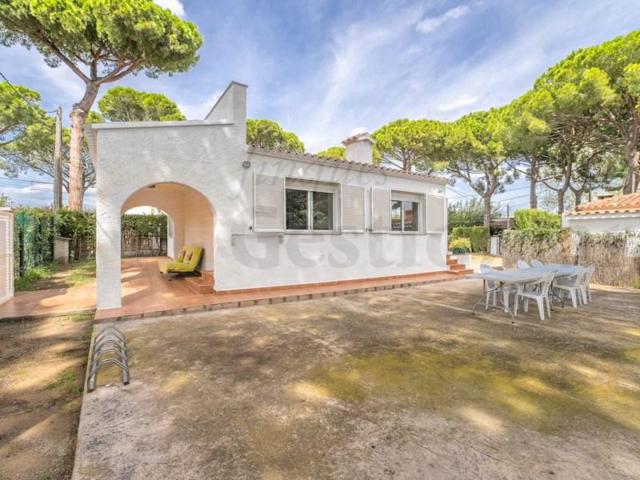 Chalet en venta en Mont-roig del Camp photo 0
