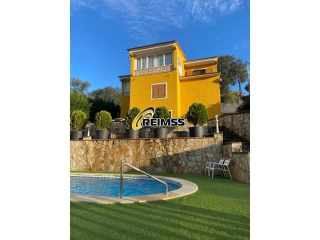 Casa en venta en Maçanet de la Selva photo 0