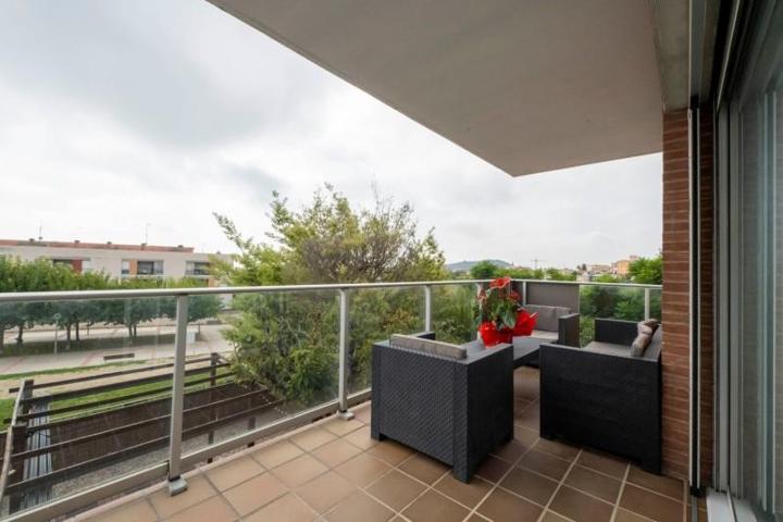 Piso en venta en Tiana, Maresme photo 0