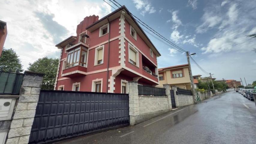 Chalet en venta en Santander, Monte photo 0