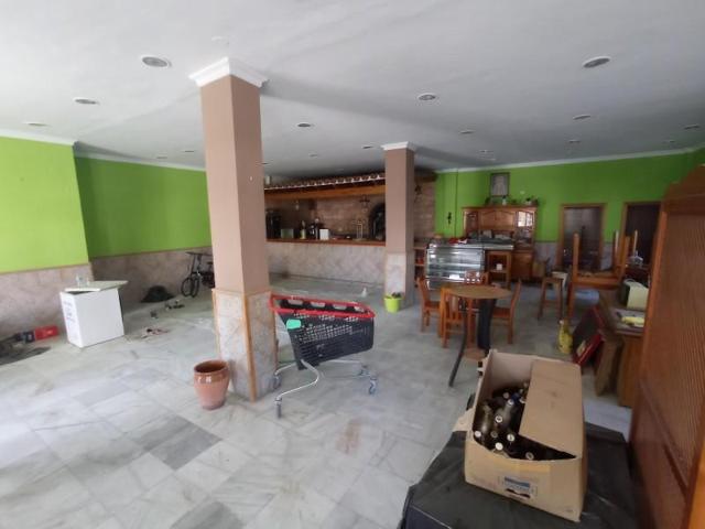 Casa en venta en Chipiona, Avenida de Rota photo 0
