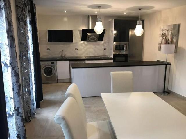 Piso en alquiler en Linares, Joaquin ruano, 23700 photo 0
