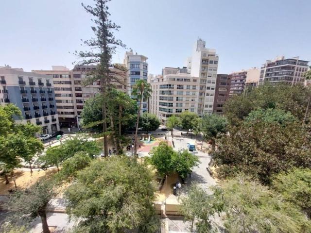 Piso en alquiler en Alicante, Centro Tradicional photo 0