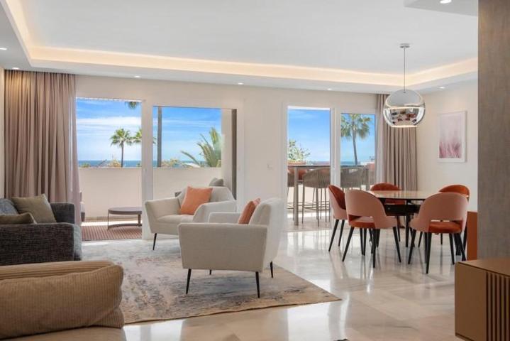 Apartamento en alquiler en Marbella, La Fontanilla - Gran Marbella photo 0