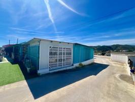 Local comercial en alquiler en Pedreguer photo 0