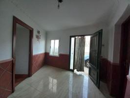 Adosada en venta en Guadix, Guadix photo 0