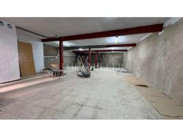 Local comercial en venta en Elche photo 0