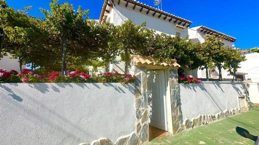 Apartamento en venta en Torrevieja photo 0