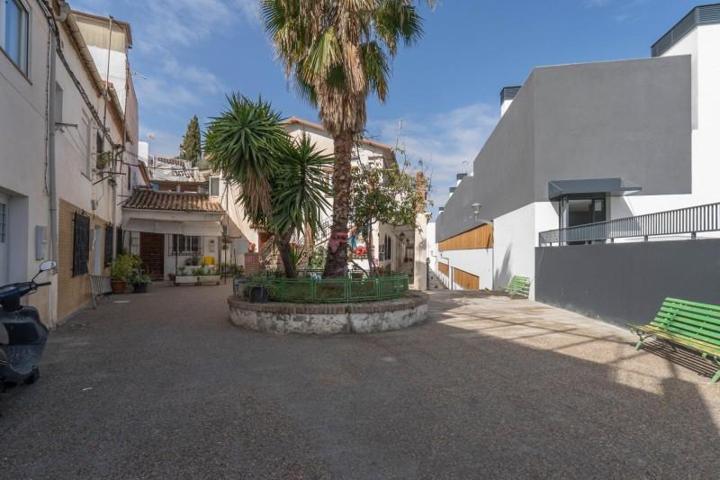 Piso en venta en Granada, Bola de oro photo 0