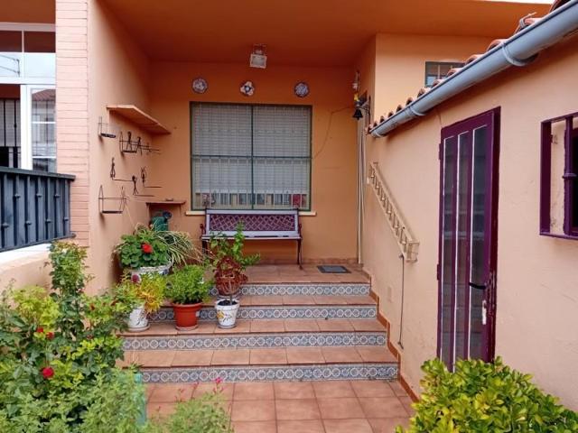 Chalet en venta en Miguelturra photo 0