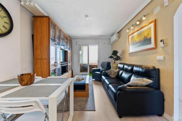 Apartamento en venta en Torrevieja, Nueva Torrevieja photo 0