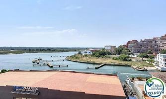 Apartamento en venta en Roses, Santa Margarida photo 0