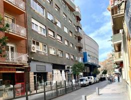 Apartamento en venta en Granada, Centro photo 0