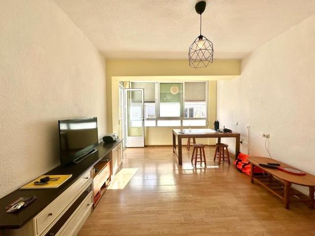Apartamento en venta en Torrevieja, Estacion de autobuses photo 0