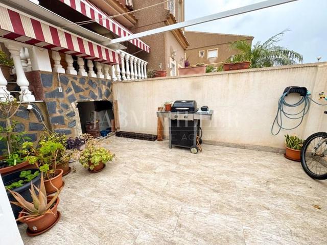 Bungalow en venta en Santa Pola photo 0