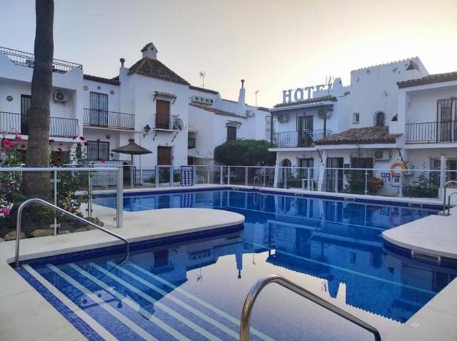 Chalet en venta en Nerja, Calle Andalucía, 29780 photo 0