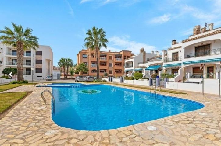 Apartamento en venta en Orihuela Costa, PAU 8 photo 0
