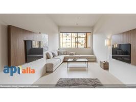 Piso en venta en Barcelona, Les Corts photo 0