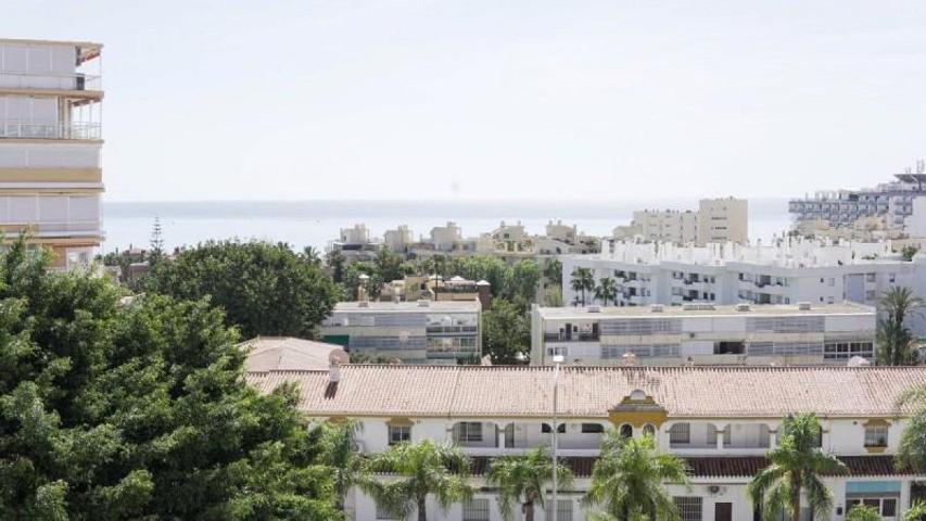 Adosada en venta en Torremolinos, Montemar photo 0