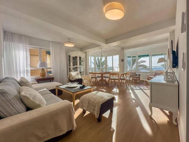Apartamento en venta en Torrevieja, Zona Playa del Cura photo 0