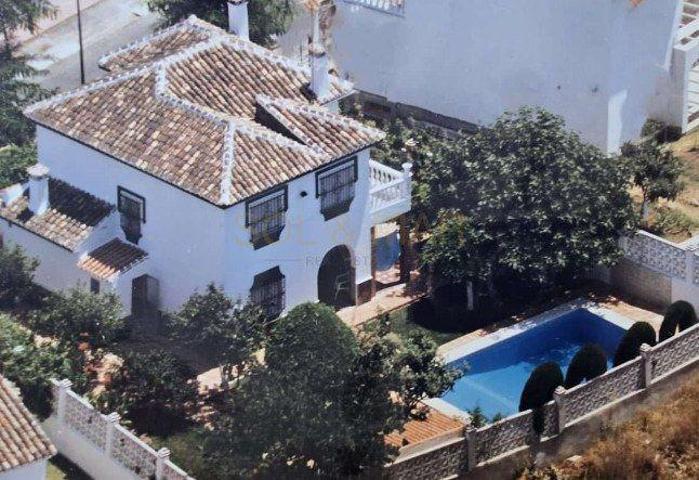 Chalet en venta en Alhaurín de la Torre, Alhaurin De La Torre photo 0