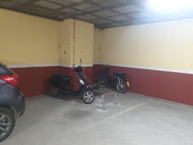 Garaje en venta en Cazalla de la Sierra, Andalucia photo 0