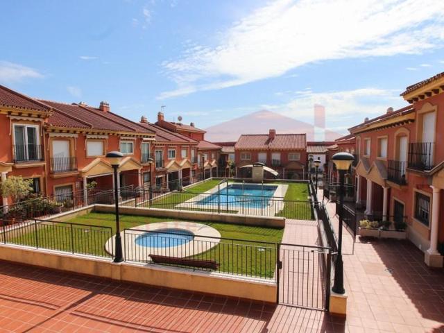 Bungalow en venta en Vélez-Málaga photo 0