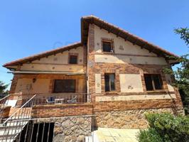 Chalet en venta en Palazuelos de Eresma, PARQUE ROBLEDO photo 0