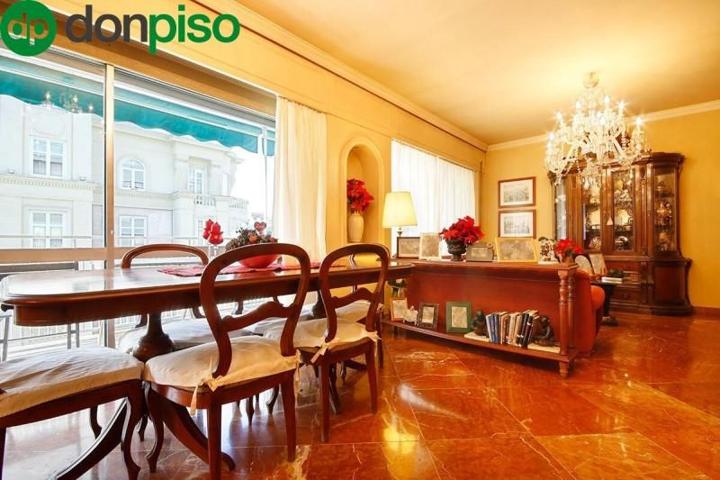 Piso en venta en Granada, Gran via photo 0