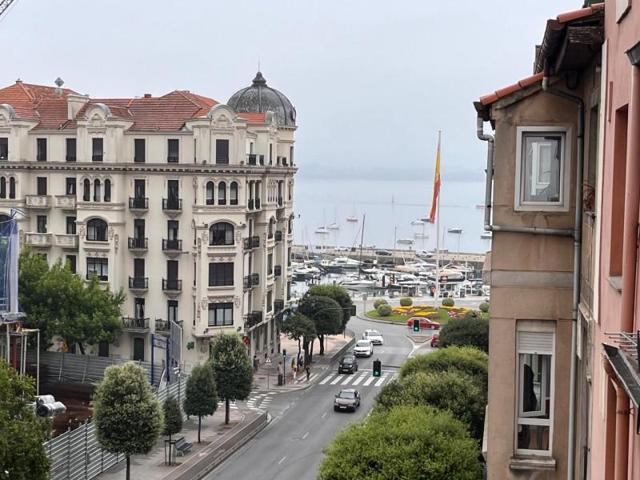 Piso en alquiler en Santander, Centro-Puertochico photo 0