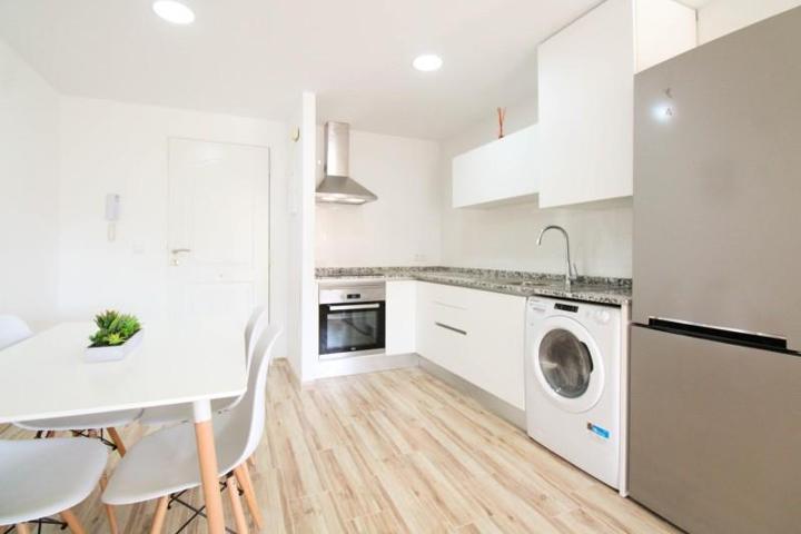 Piso en alquiler en Alicante, Los angeles photo 0