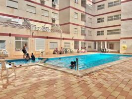 Apartamento en venta en Torrevieja photo 0