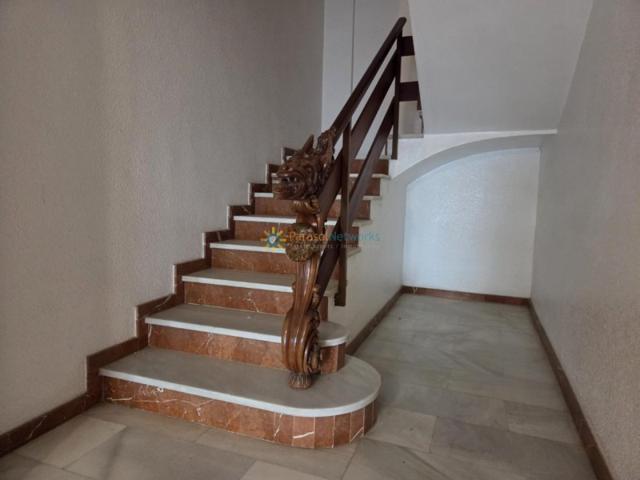 Casas de pueblo en venta en Simat de la Valldigna, Buena zona photo 0