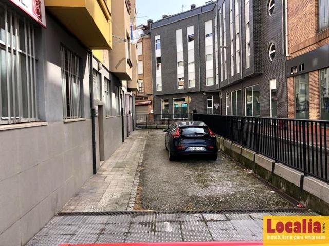 Oficina en venta en Torrelavega photo 0