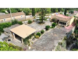 Chalet en venta en Manacor photo 0
