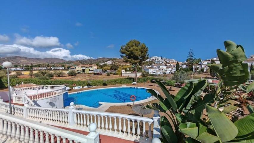 Chalet en venta en Torrox Costa, Anzaldo, 29793 photo 0