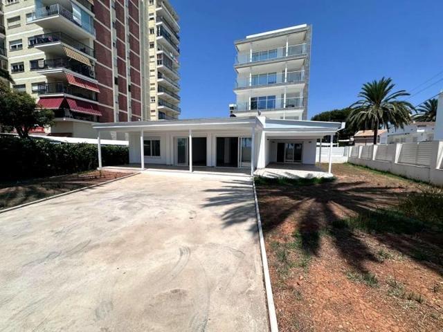 Chalet en venta en Benicàssim photo 0