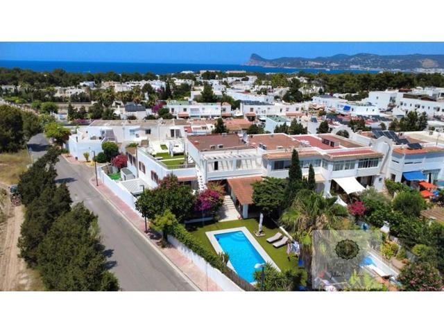 Casa en venta en Sant Josep de sa Talaia photo 0