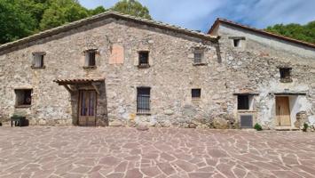Casa con terreno en alquiler en Fogars de Montclús, Santa fé del montseny photo 0
