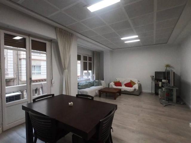 Piso en alquiler en Valencia, Sant Francesc photo 0