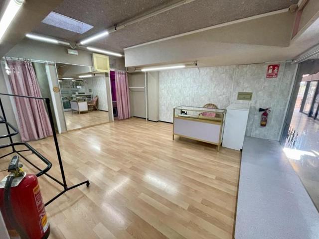 Local comercial en venta en Benicarló, Zona Poble photo 0