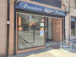 Local comercial en venta en Valladolid photo 0