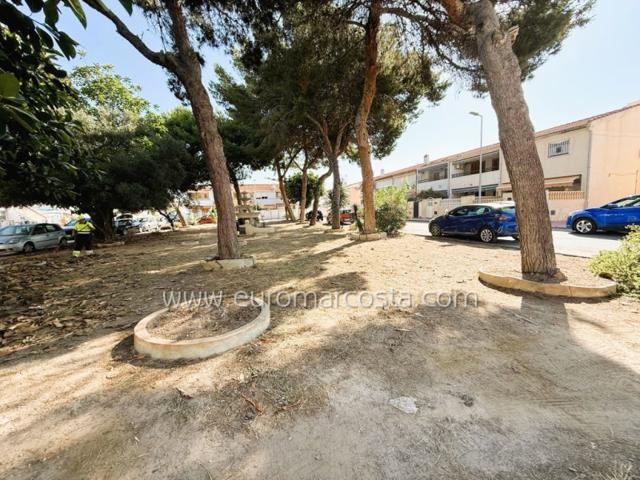 Bungalow en venta en Torrevieja, Acequión photo 0