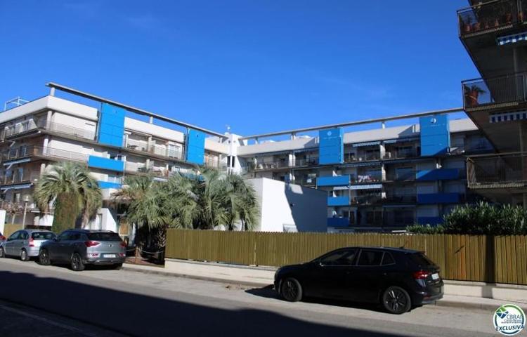 Apartamento en venta en Roses photo 0