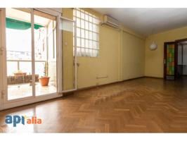 Piso en venta en Barcelona, El Fort Pienc photo 0